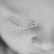 Long newborn eyelashes