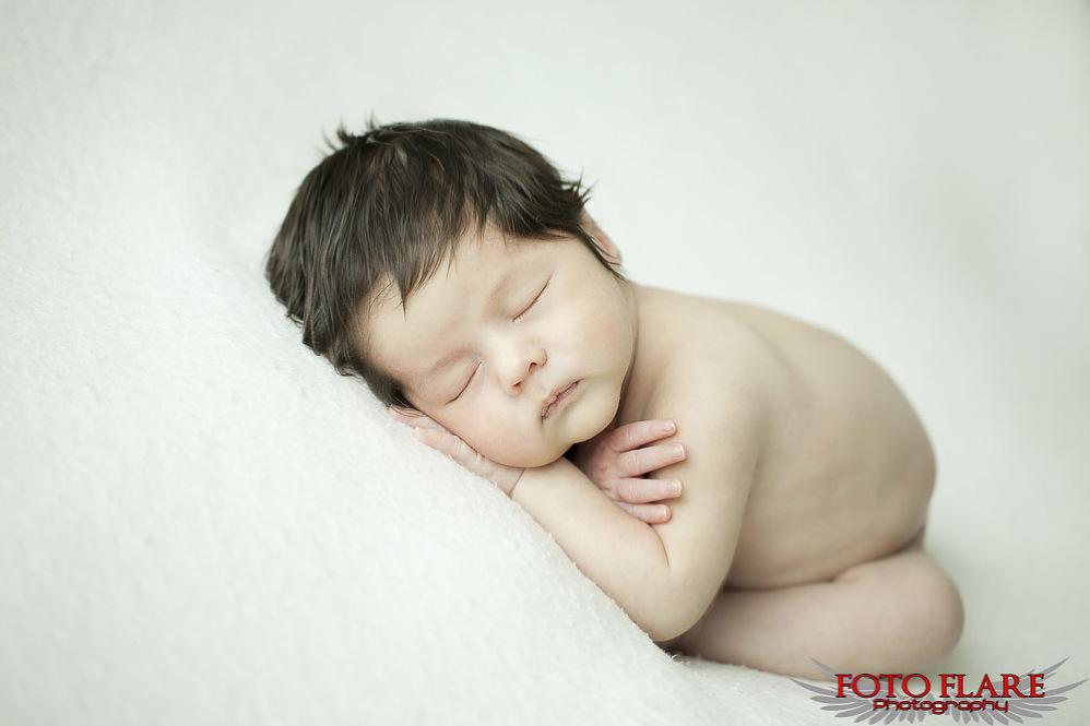 gavin-newborn-photographs-010