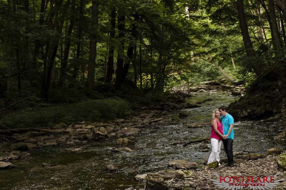 Bruce Trail Engagement Photos in Hamilton ON