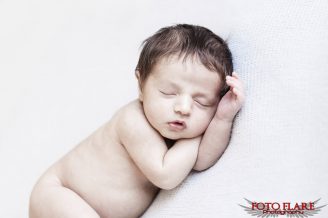 Newborn photograph of Kaiden