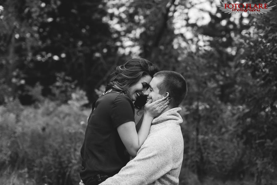 Adorable engagement pictures